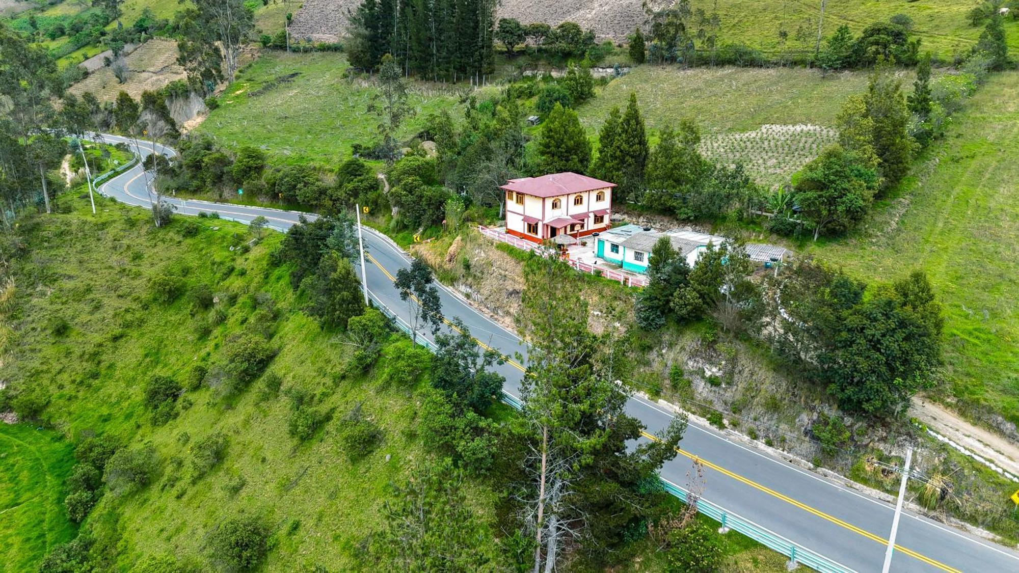 Hostal El Inca Chugchilán Exterior foto